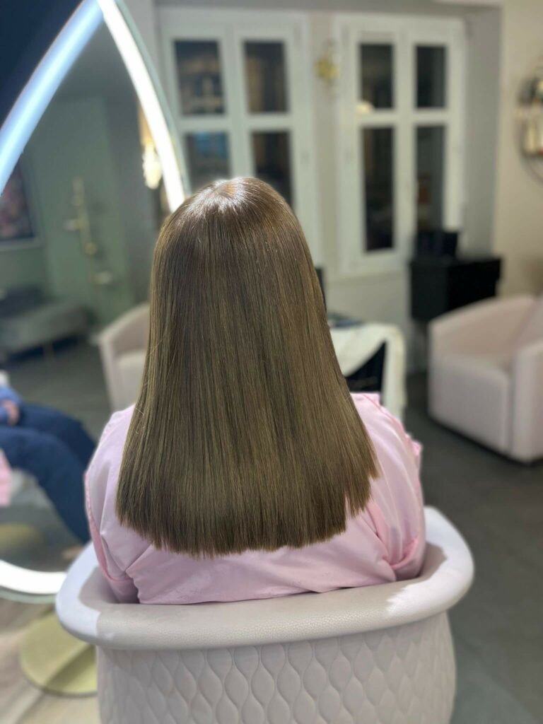 le-soin-lissant-une-solution-efficace-pour-sublimer-vos-cheveux-arbres-contades-strasbourg